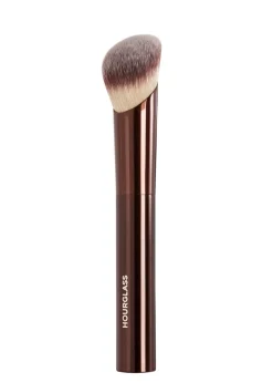 Ambient Soft Glow Foundation Brush