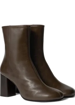 Anatomic 80 leather boots