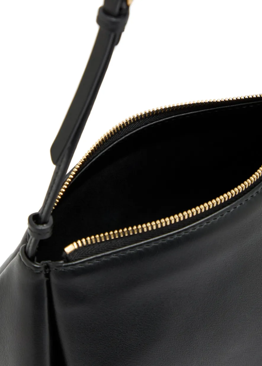 Aurelis leather shoulder bag