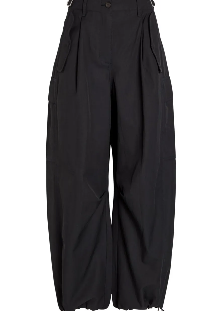 Barrel-leg cotton-blend cargo trousers
