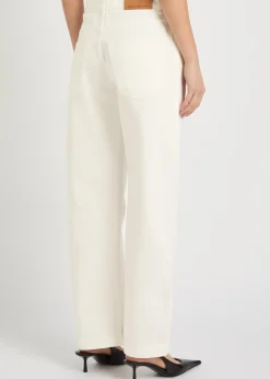 Barrel-leg jeans