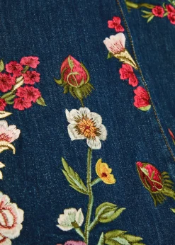 Beautiful floral-embroidered flared-leg jeans
