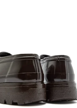 Beth glossed rubber boots