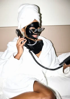 Black Diamond Lifting & Firming Neck Mask Box
