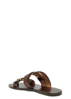 Buckle leather sandals