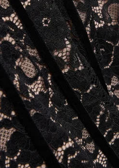 Carissa floral-lace maxi dress