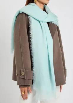 Cashmere scarf