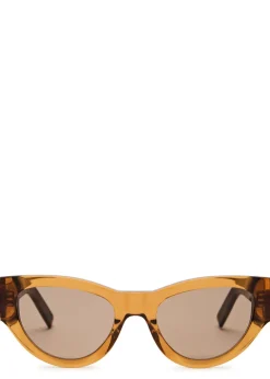 Cat-eye sunglasses