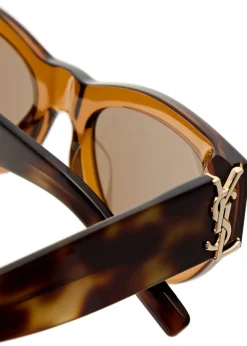 Cat-eye sunglasses