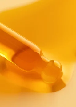C.E.O. Glow Vitamin C + Turmeric Face Oil 35ml
