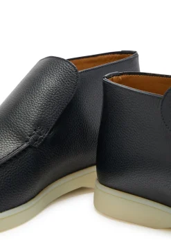City grained leather loafers