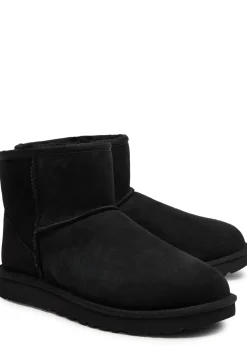 Classic Mini II suede boots