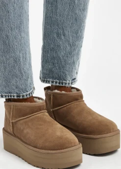 Classic Ultra Mini suede flatform boots