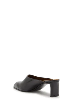Colt 50 glossed leather mules