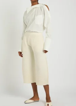 Corrugated cropped ribbed-knit trousers