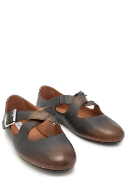 Cross-over leather ballet flats