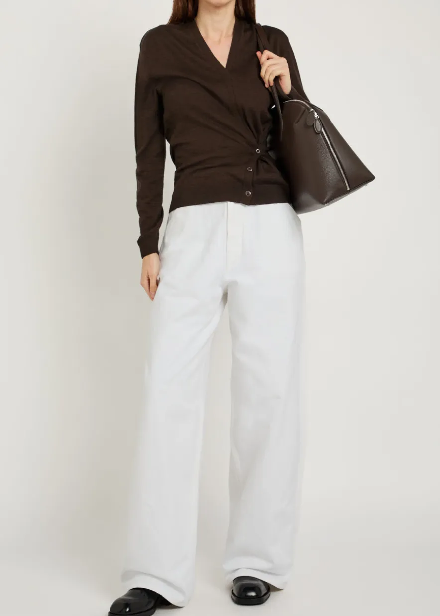 Curved wide-leg jeans