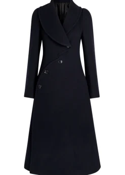 Curved wool coat