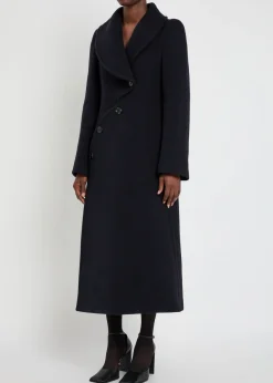 Curved wool coat
