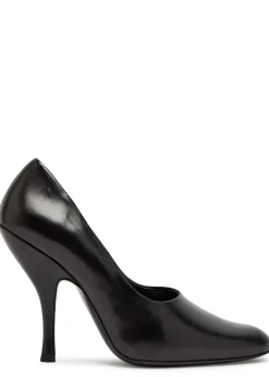 Date 105 leather pumps