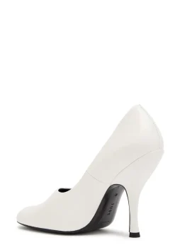 Date 105 leather pumps