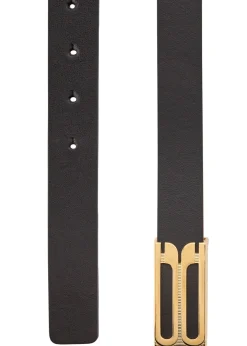 Frame grained leather belt