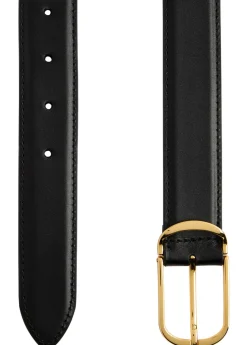 Glossed leather belt