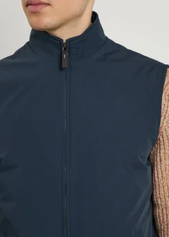 High-neck stretch-shell gilet