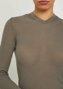 Hooded ribbed fine-knit top
