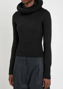 Hooded wool-knit jumper