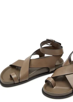 Jalen leather sandals