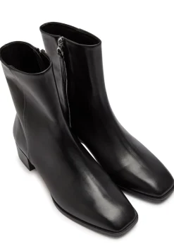 Lee 40 leather ankle boots