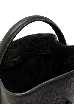 Le 37 grained leather bucket bag