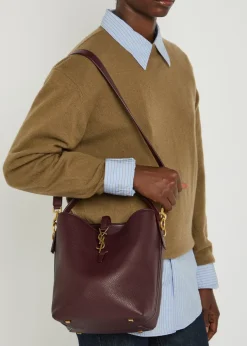 Le 37 grained leather bucket bag
