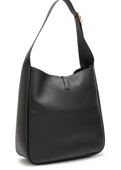 Le 5 à 7 large grained leather shoulder bag