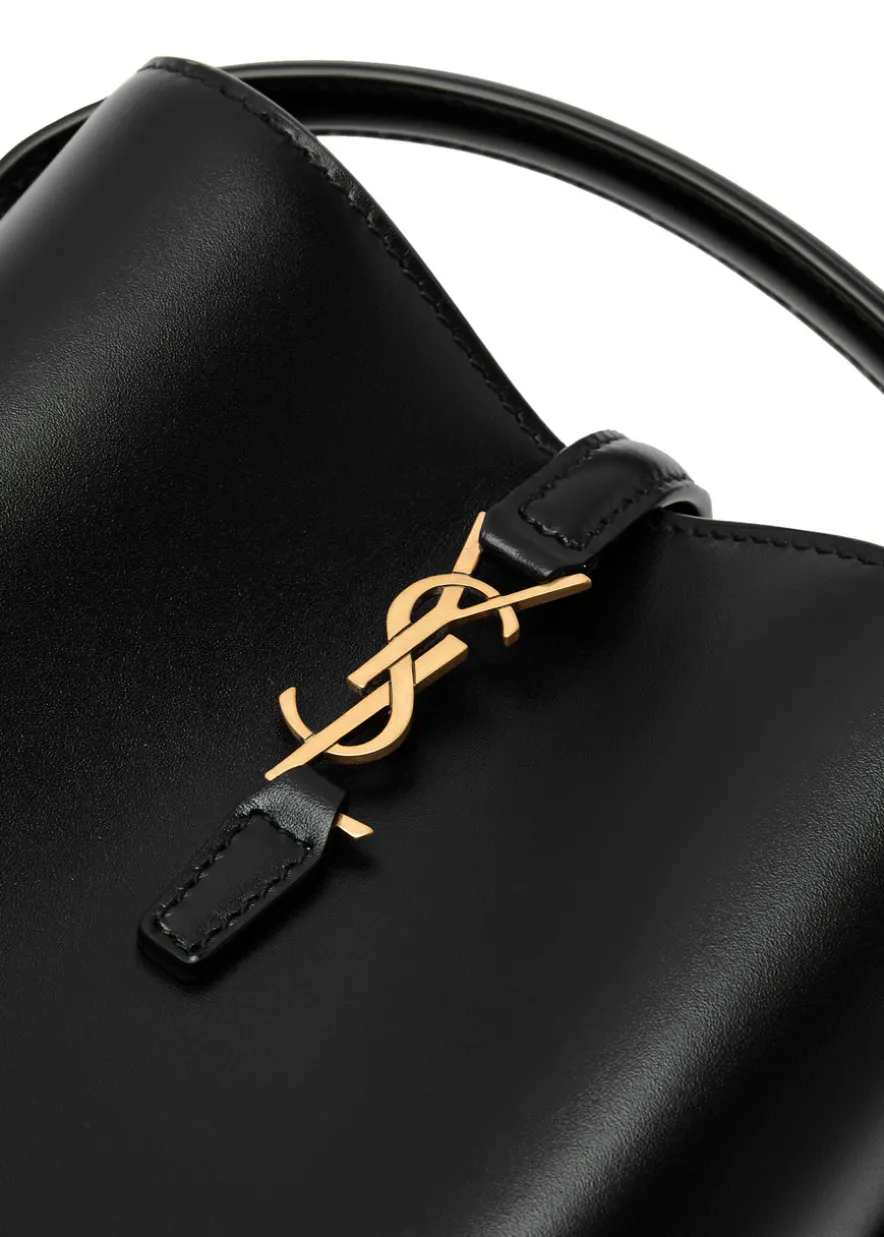 Le 37 mini leather bucket bag