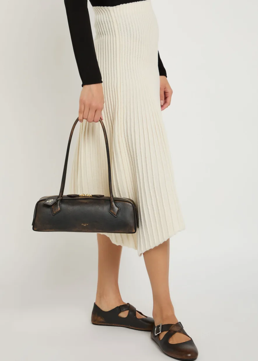 Le Teckel medium grained leather shoulder bag