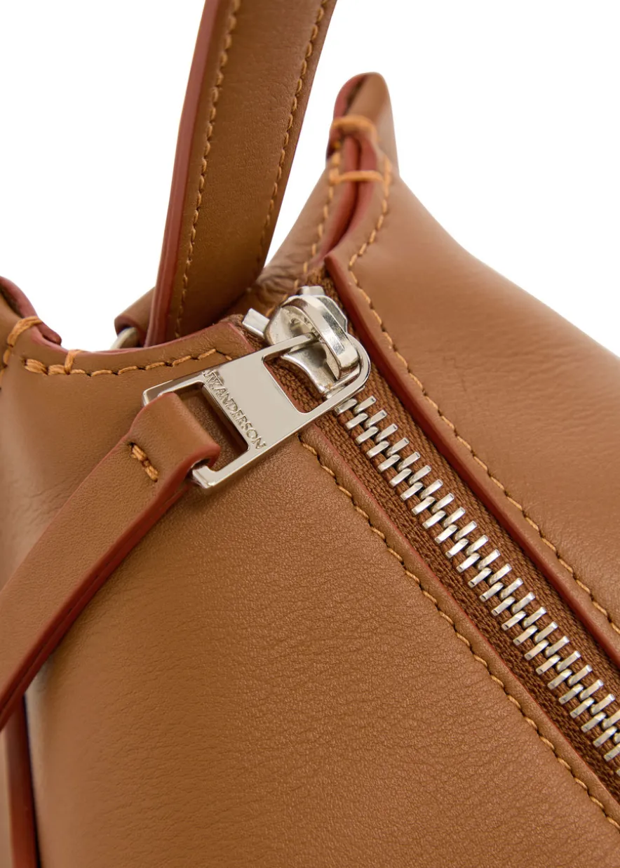 Loafer leather shoulder bag