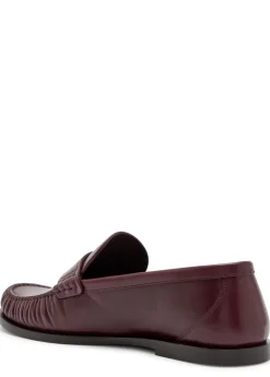 Logo-plaque leather loafers