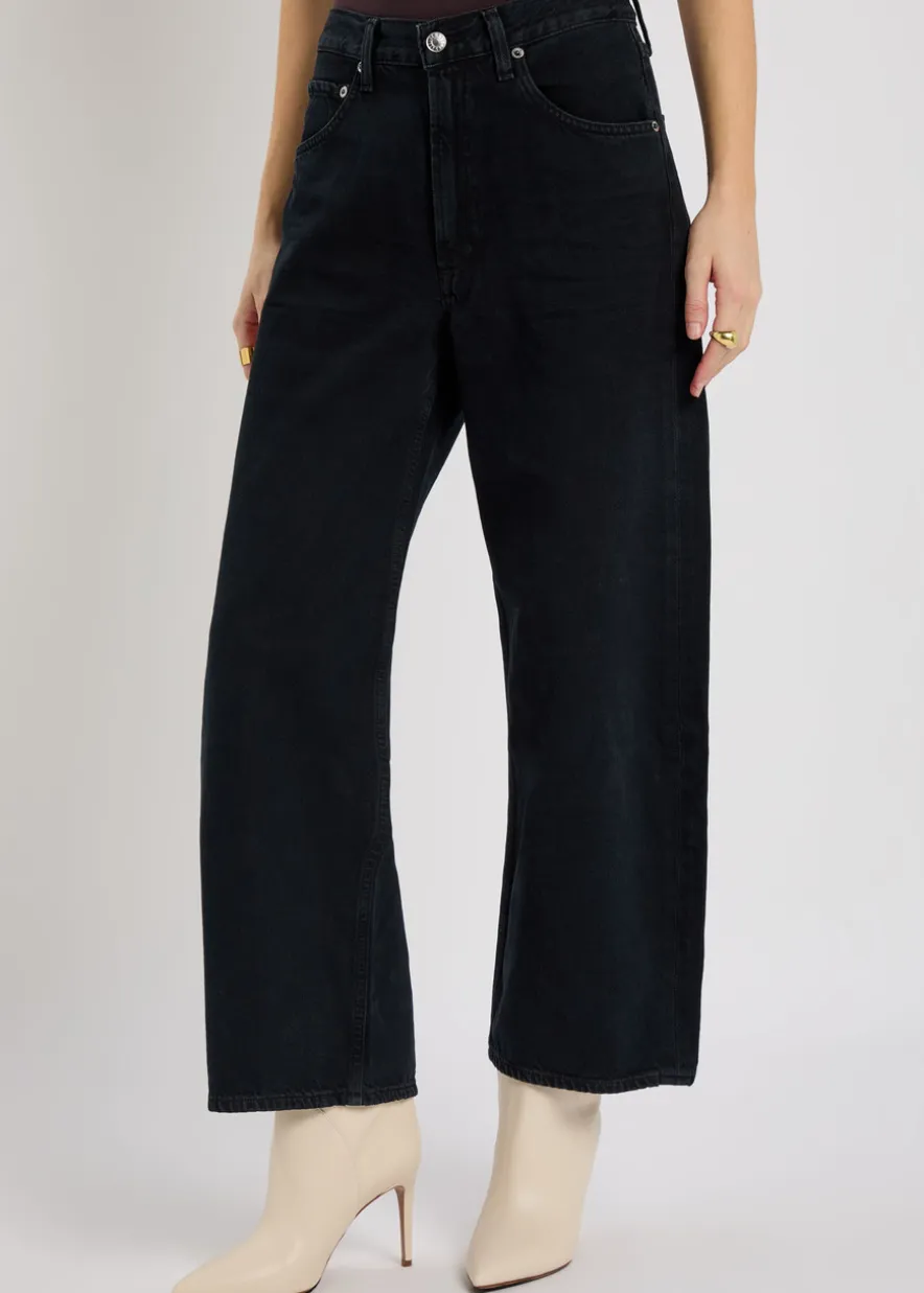 Low Curve barrel-leg jeans