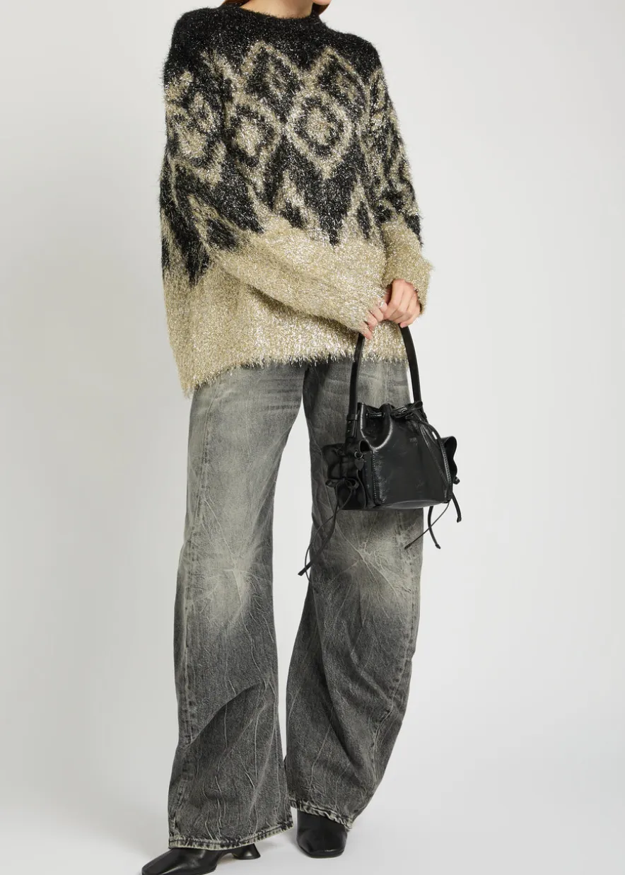 Metallic thread jumper