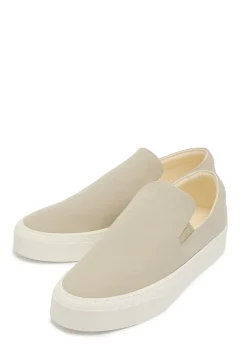 MH canvas sneakers