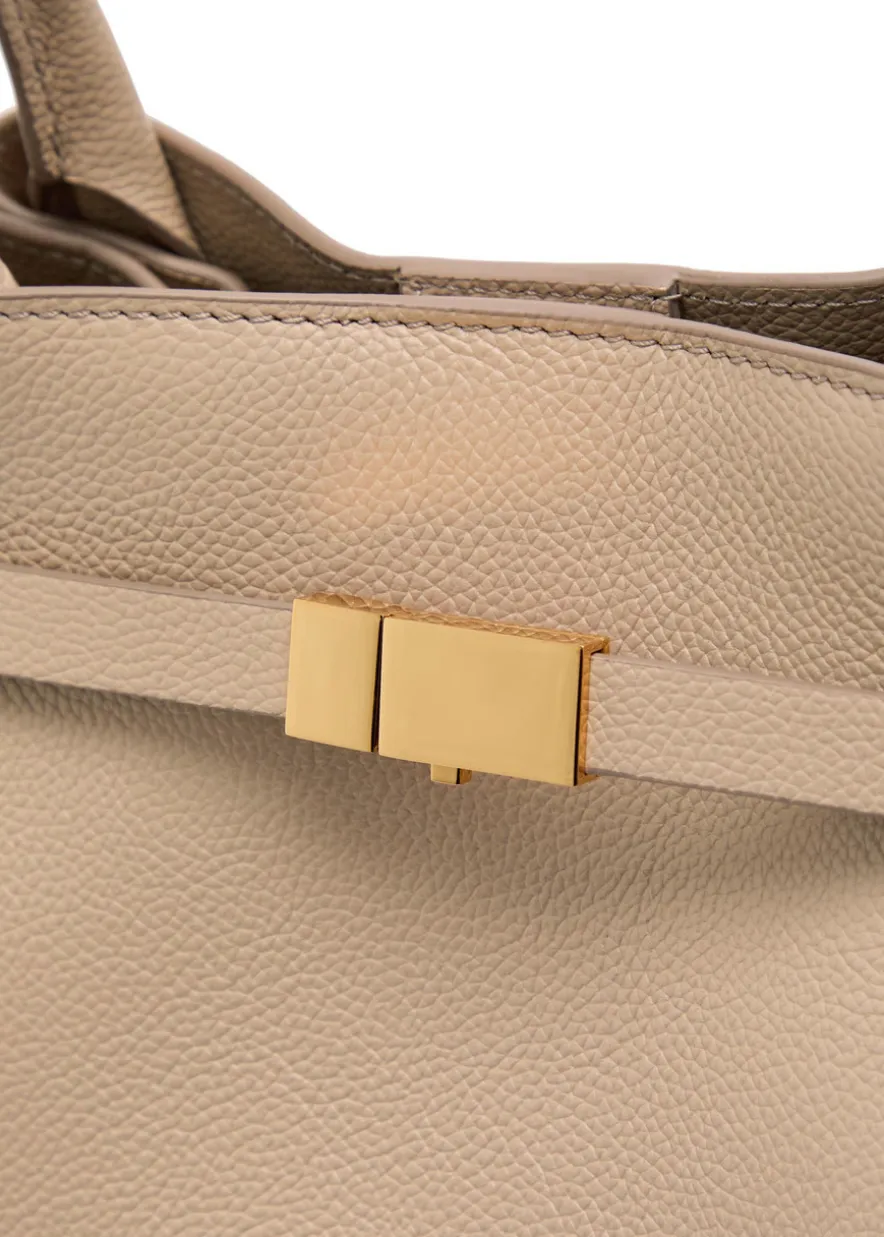 New York grained leather tote