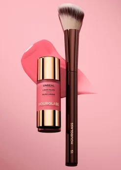 No. 15 Blush Brush