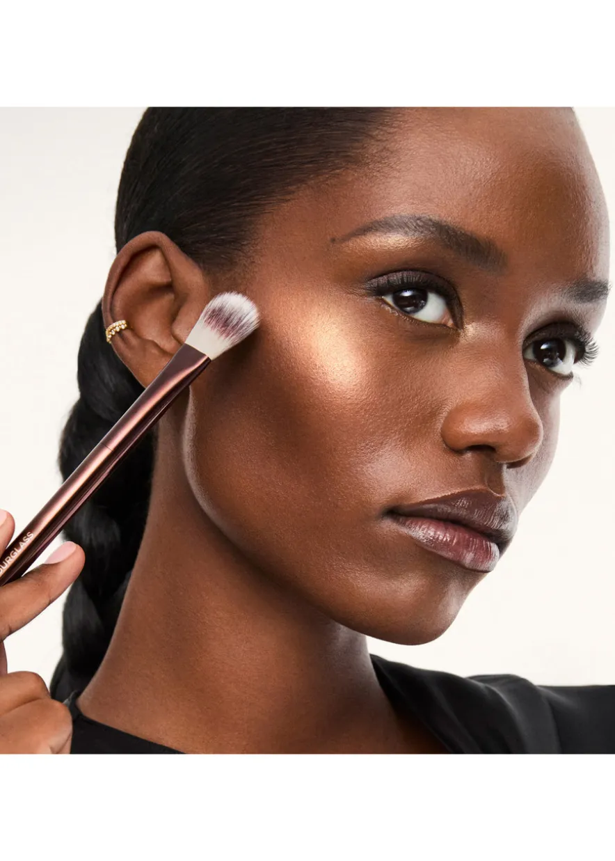 No. 16 Highlighter Brush