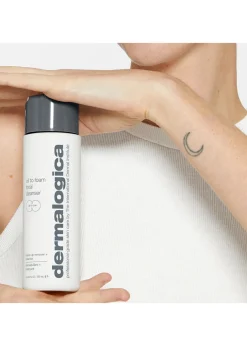 Oil To Foam Total Cleanser 250ml