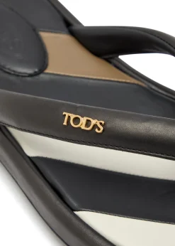 Padded leather sandals