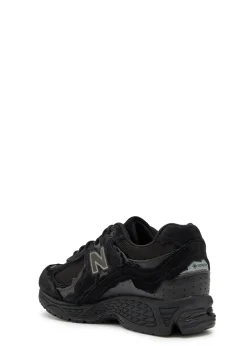 2002 panelled GORE-TEX® mesh sneakers