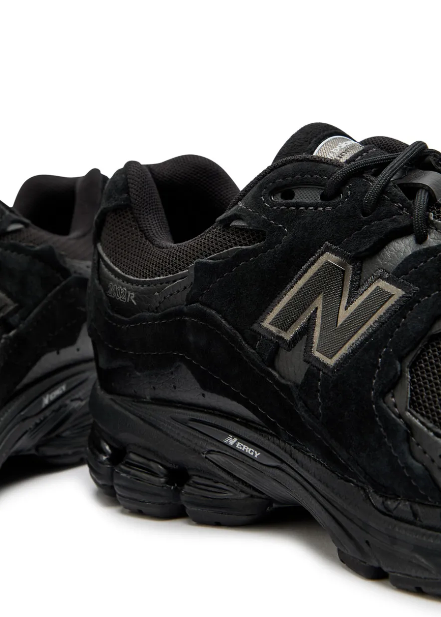 2002 panelled GORE-TEX® mesh sneakers