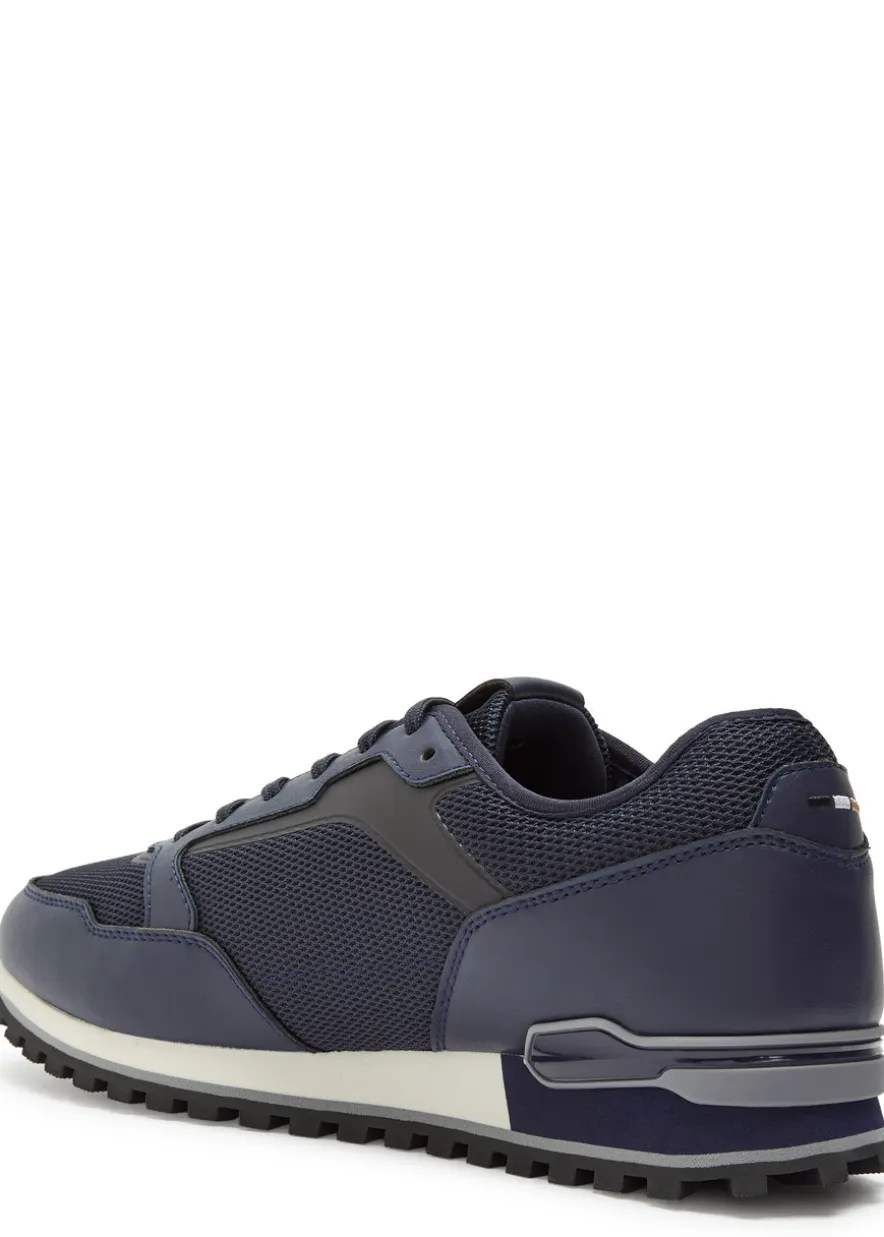 Parkour panelled mesh sneakers